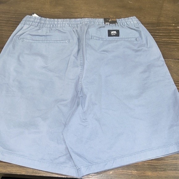 (#8) New with tag vans men’s range elastic shorts - Picture 5 of 5